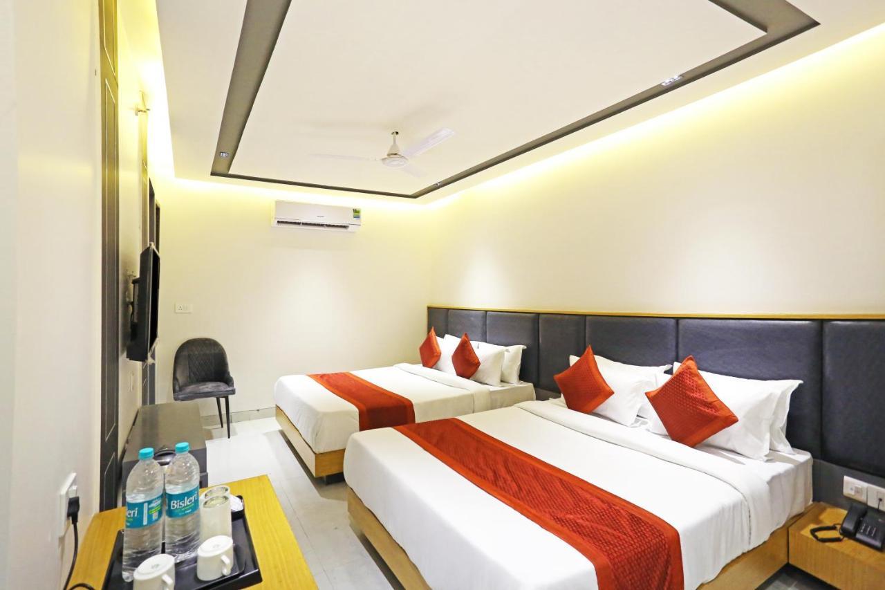 Hotel Apple Villa - Near Delhi Airport With Free Airport Transsfer Neu-Delhi Exterior foto