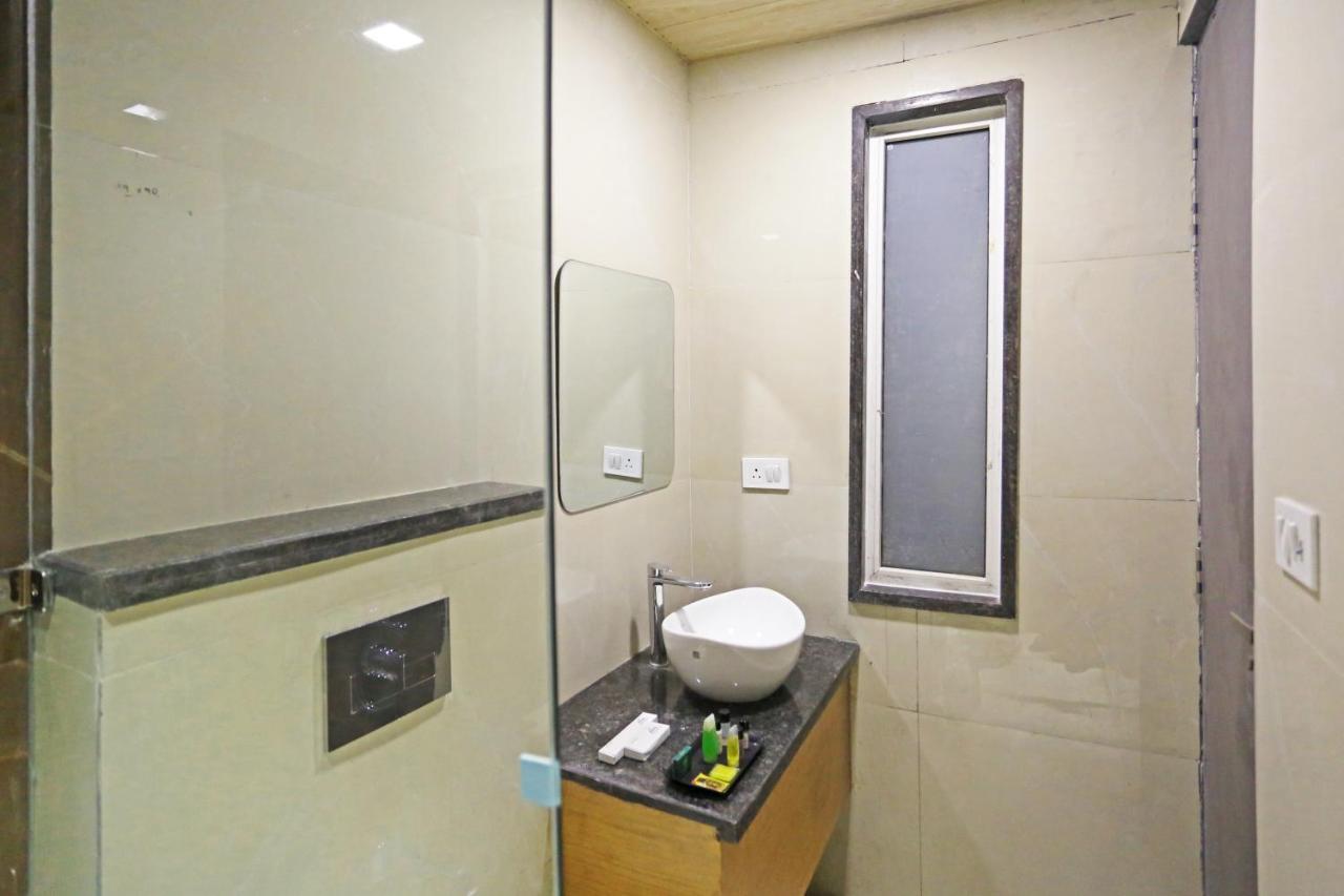 Hotel Apple Villa - Near Delhi Airport With Free Airport Transsfer Neu-Delhi Exterior foto
