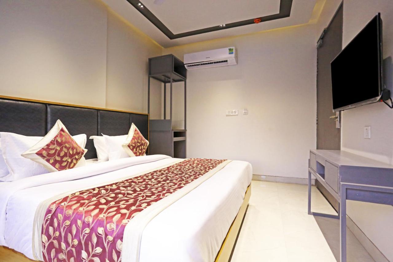 Hotel Apple Villa - Near Delhi Airport With Free Airport Transsfer Neu-Delhi Exterior foto