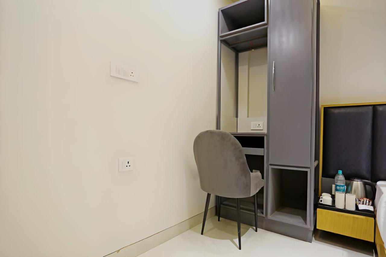 Hotel Apple Villa - Near Delhi Airport With Free Airport Transsfer Neu-Delhi Exterior foto