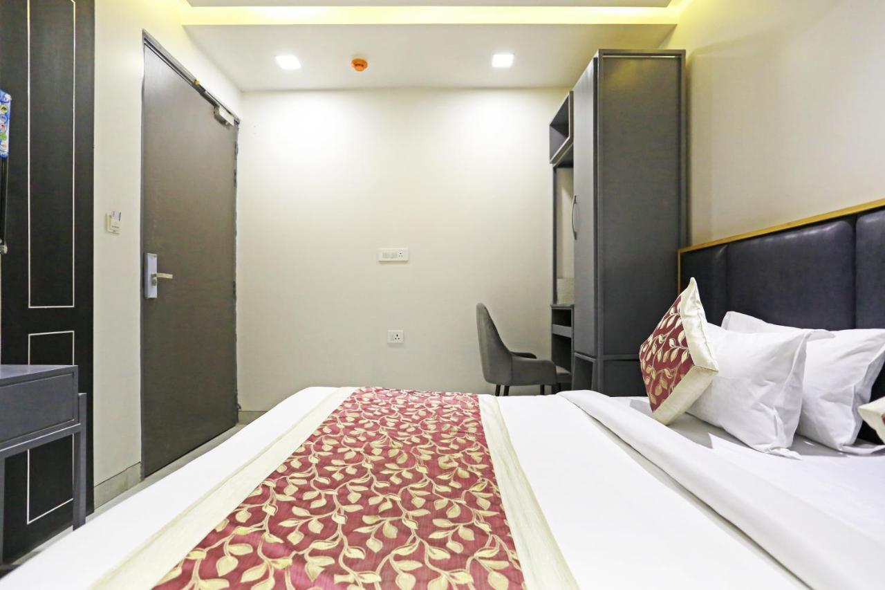 Hotel Apple Villa - Near Delhi Airport With Free Airport Transsfer Neu-Delhi Exterior foto