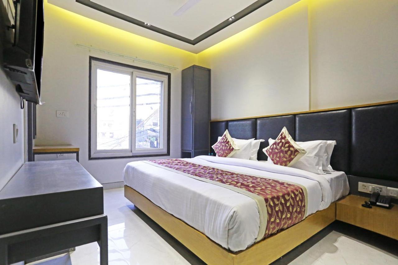 Hotel Apple Villa - Near Delhi Airport With Free Airport Transsfer Neu-Delhi Exterior foto